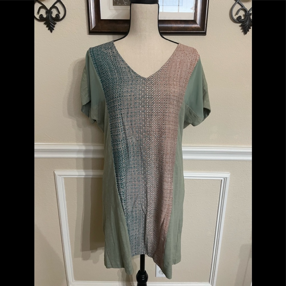Akemi & Kin Green & Peach Dress. Size XS. Loose fitting. Bust 40”. Length 33”.
